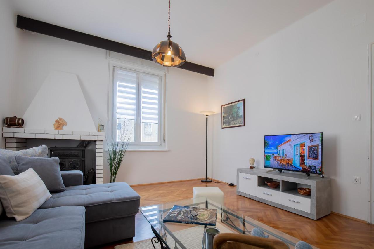 Amphitheater Apartment Póla Kültér fotó